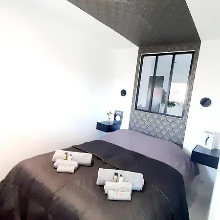 Lejlighed Au Calme Agreable 2 Pieces Balcon Vue Verdure Centre *