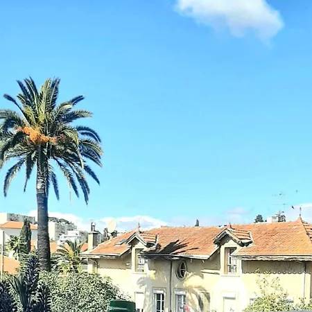 Au Calme Agreable 2 Pieces Balcon Vue Verdure Centre *